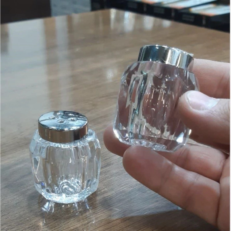 نمکدان دو عددی اکرولیک
